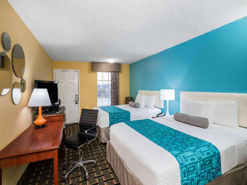 Howard Johnson By Wyndham Dalton image