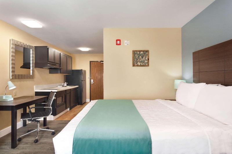 Hawthorn Suites By Wyndham St.Robert/Leonard Wood image