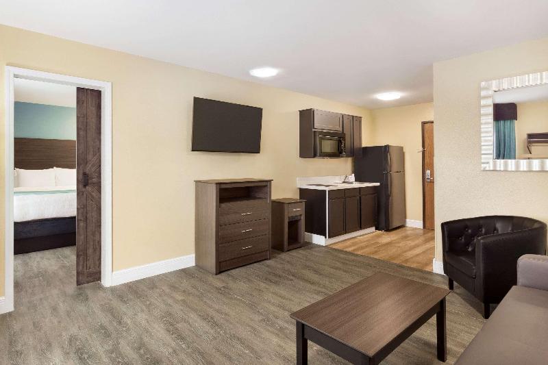 Hawthorn Suites By Wyndham St.Robert/Leonard Wood image