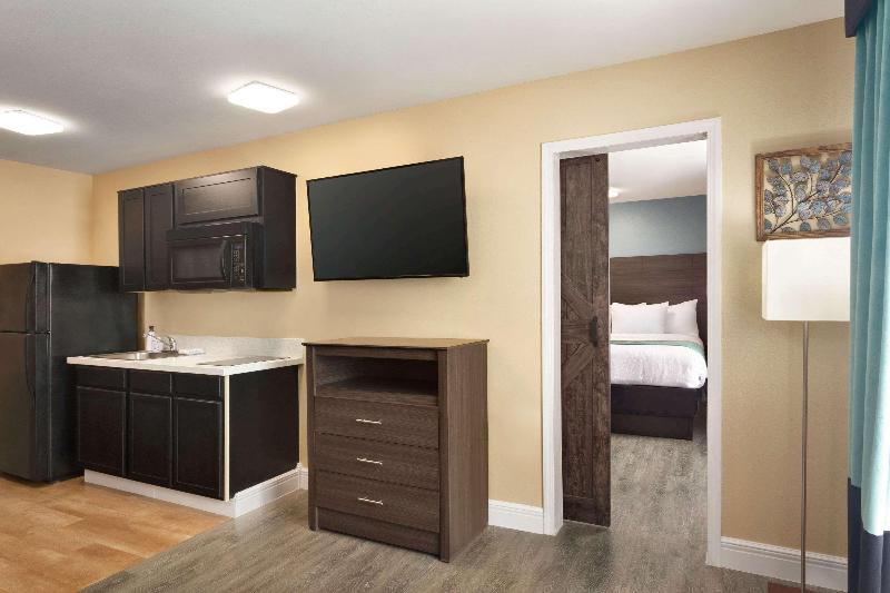 Hawthorn Suites By Wyndham St.Robert/Leonard Wood image