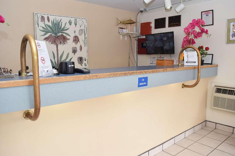 Knights Inn Oswego image