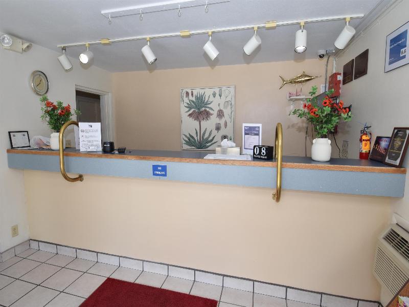 Knights Inn Oswego image