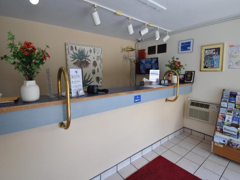 Knights Inn Oswego image