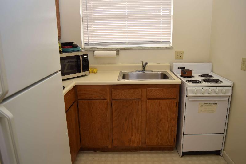 Knights Inn Oswego image