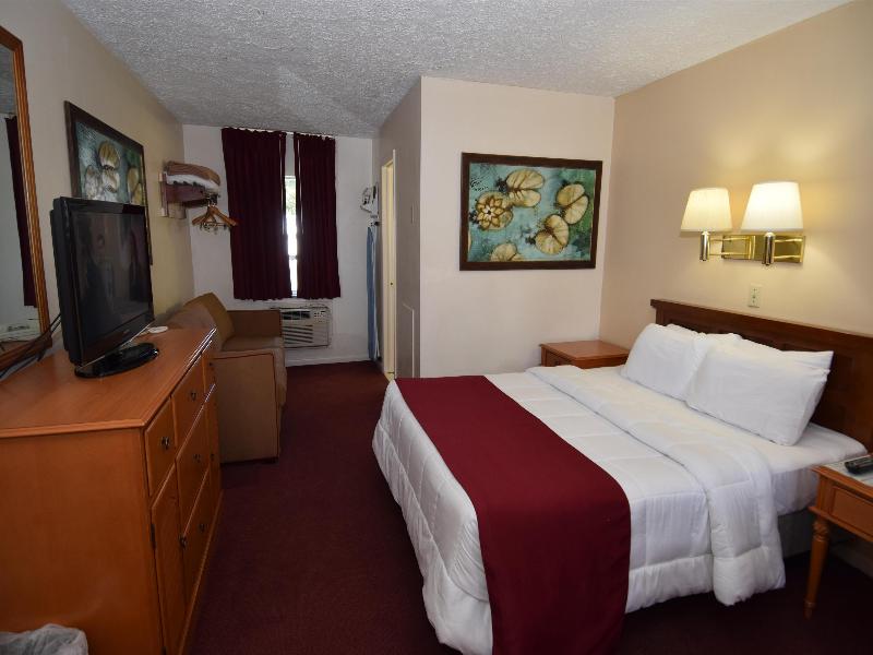 Knights Inn Oswego image
