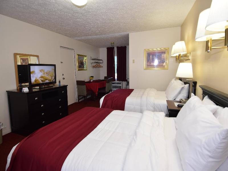 Knights Inn Oswego image