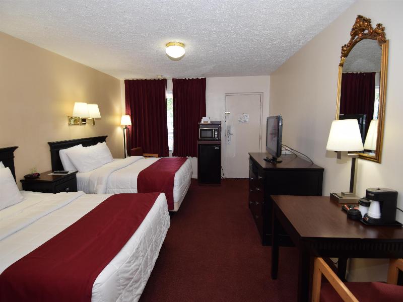 Knights Inn Oswego image