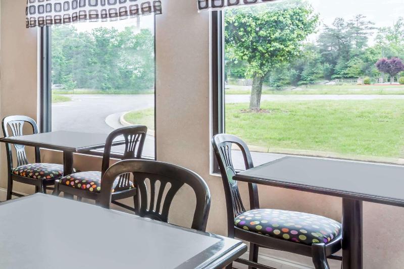 Knights Inn - Ruther Glen