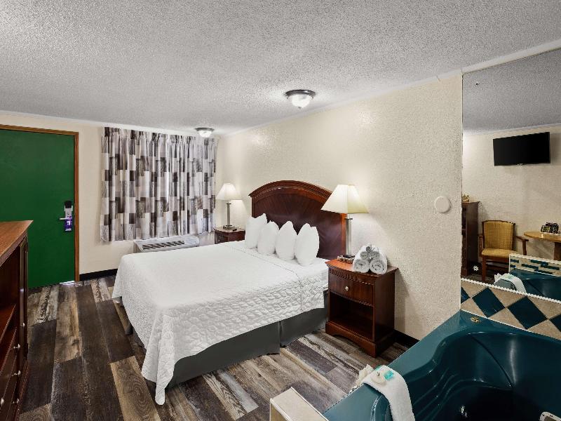Knights Inn Ashland image