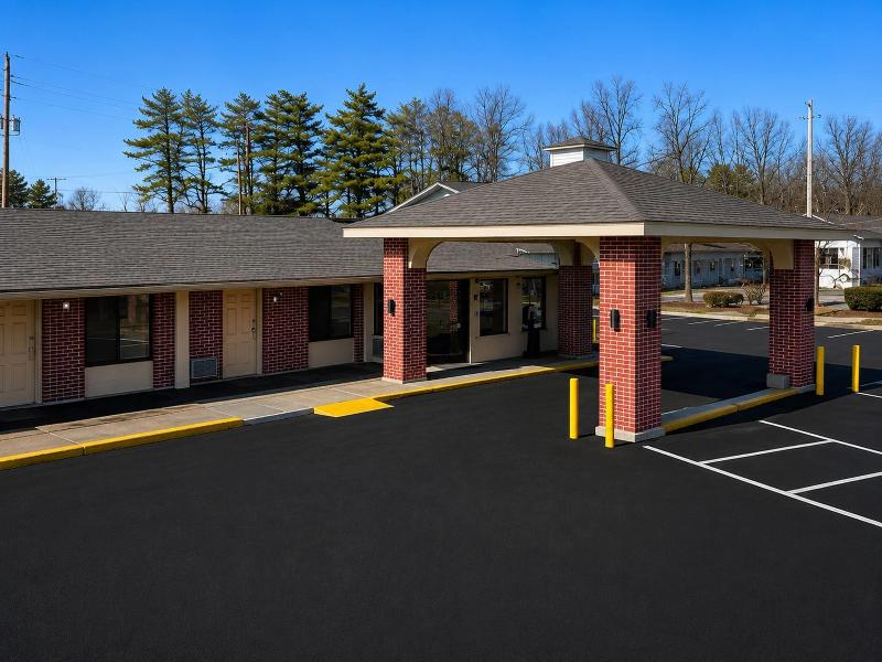 Travelodge By Wyndham Jackson North image