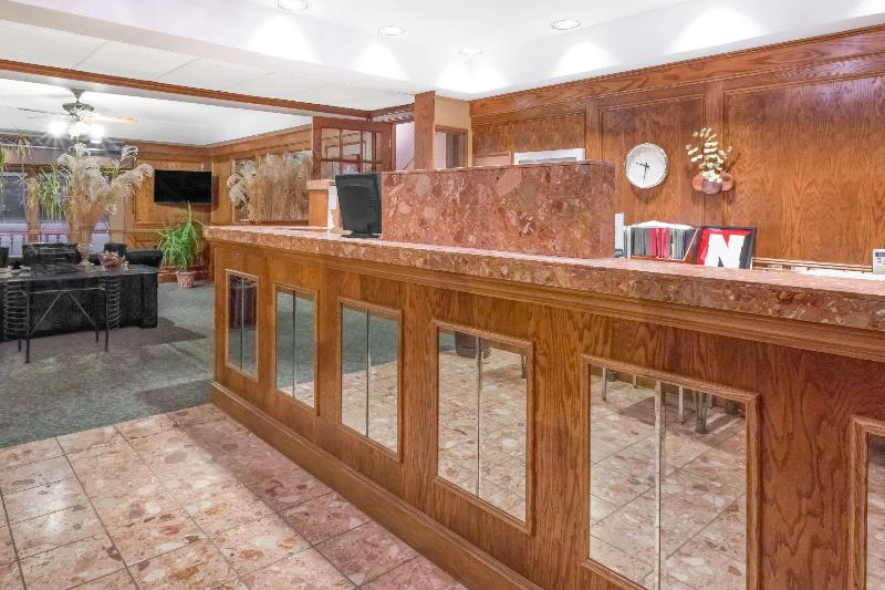 Knights Inn South Sioux City image