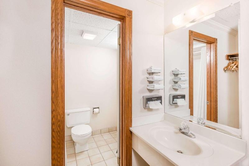 Knights Inn South Sioux City image
