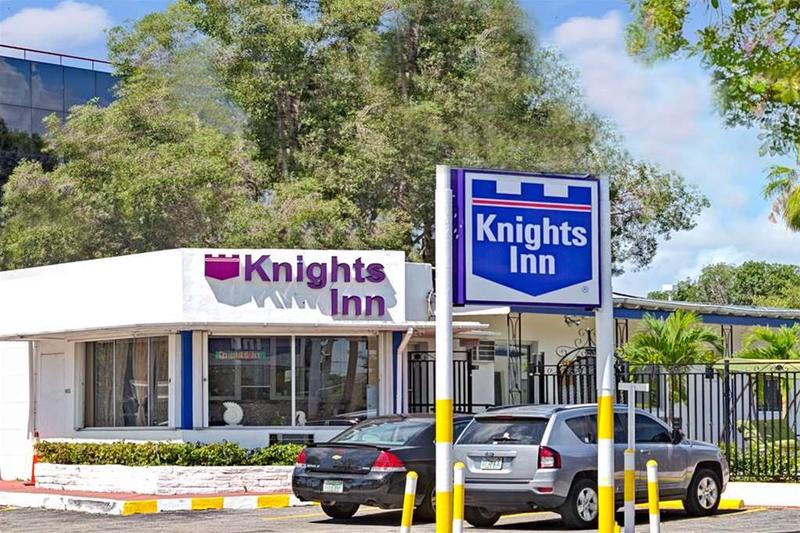 Hotel Knights Inn North Miami