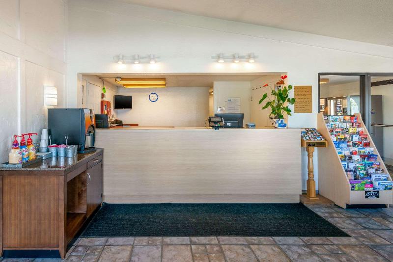 RODEWAY INN Hilliard Area image
