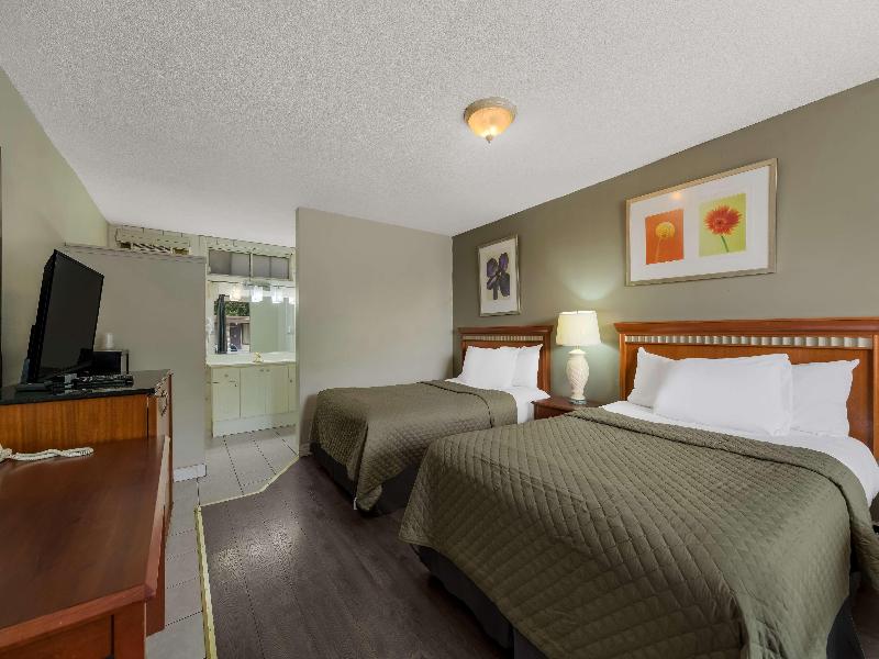 DOUBLE TWO DOUBLE BEDS — photo 4