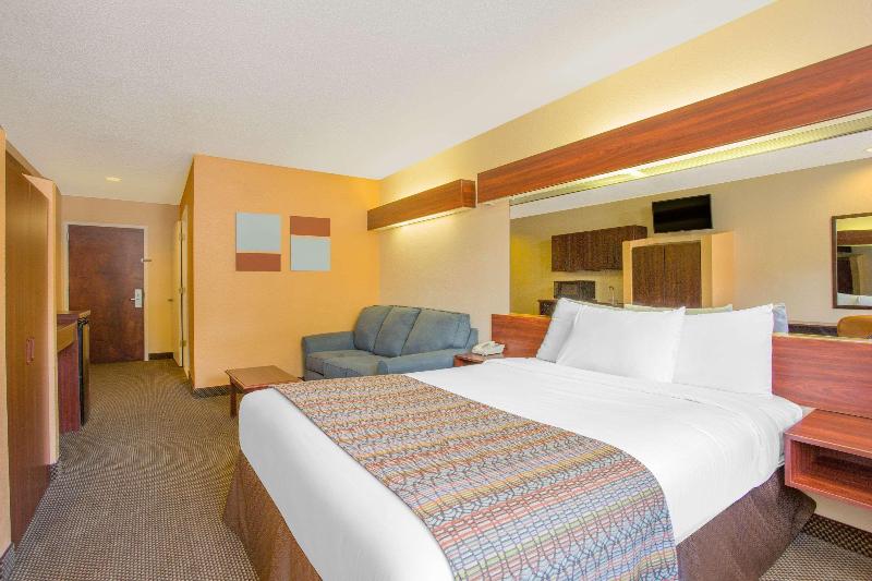 Bed room