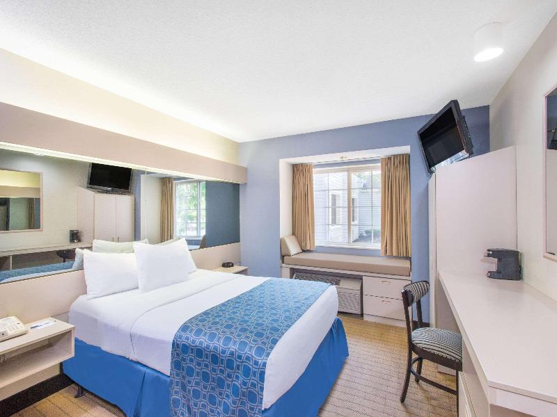 Microtel Inn & Suites By Wyndham Seneca Falls image