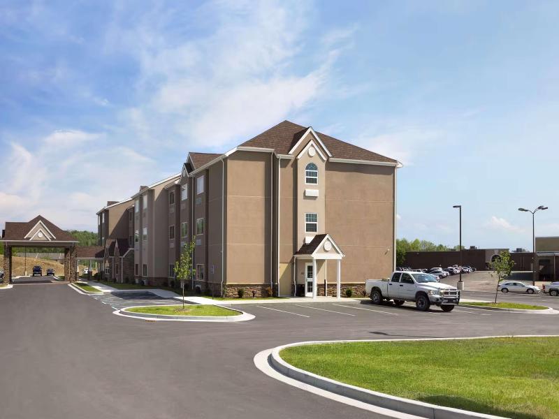 Microtel Inn & Suites By Wyndham Fairmont image