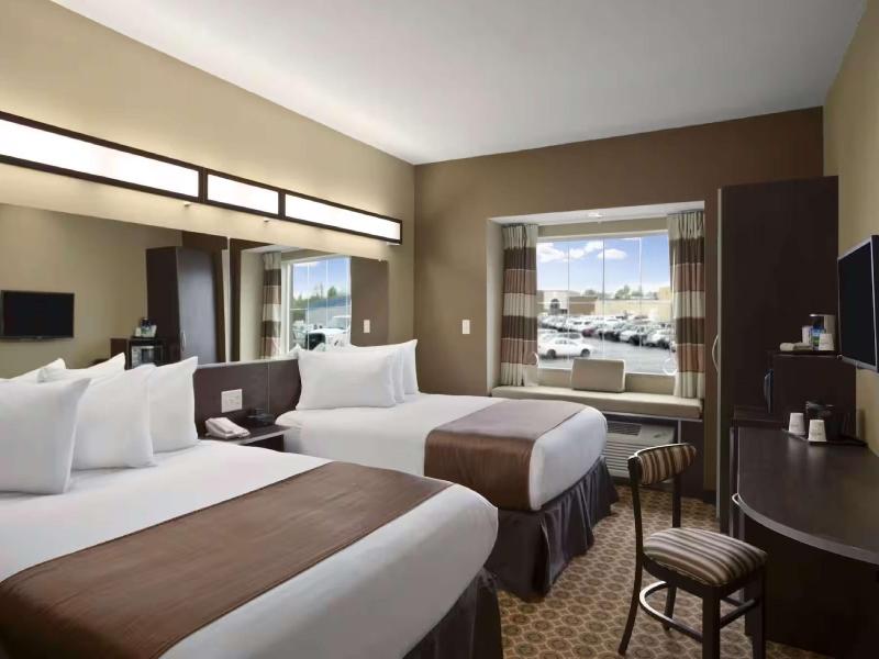 Microtel Inn & Suites By Wyndham Fairmont image