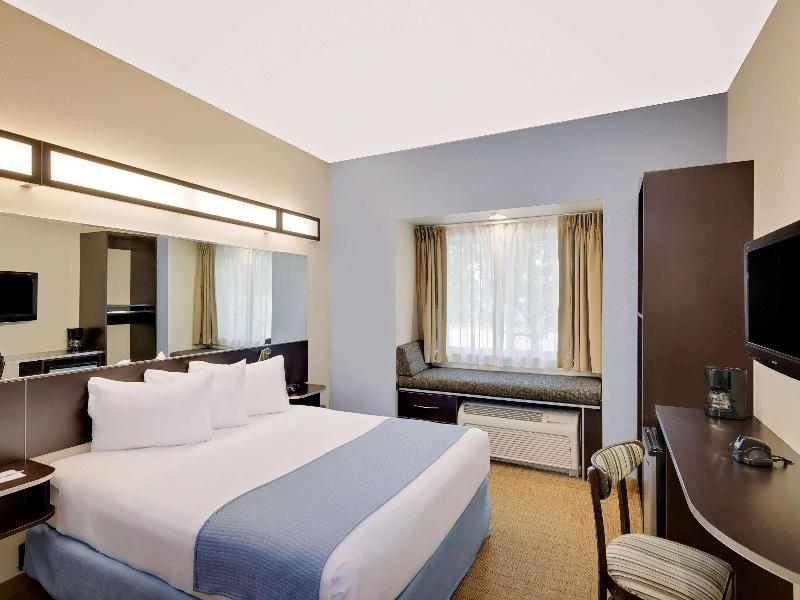 Microtel Inn & Suites By Wyndham Geneva image