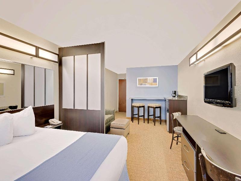 Microtel Inn & Suites By Wyndham Geneva image