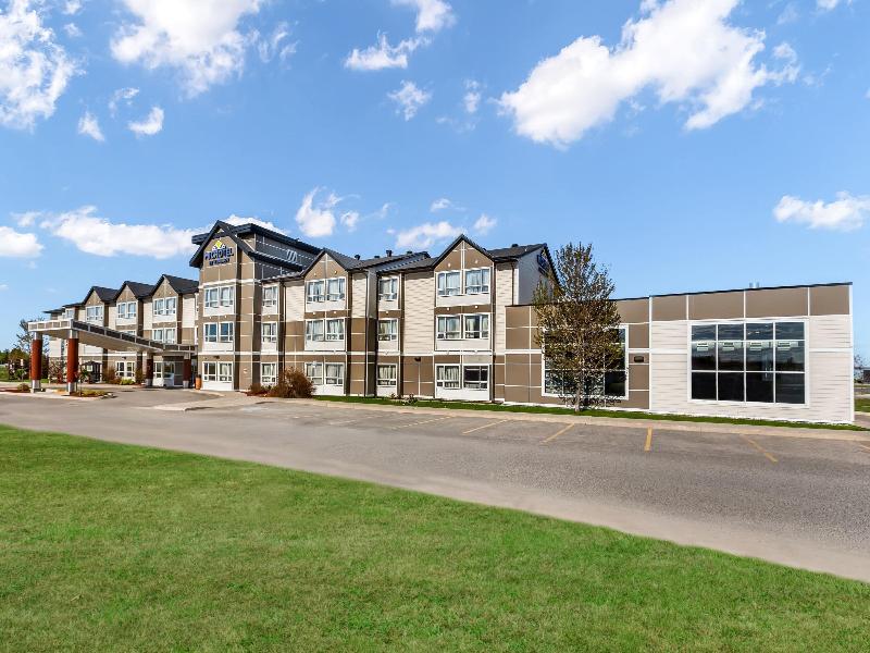 Microtel Inn & Suites By Wyndham Timmins