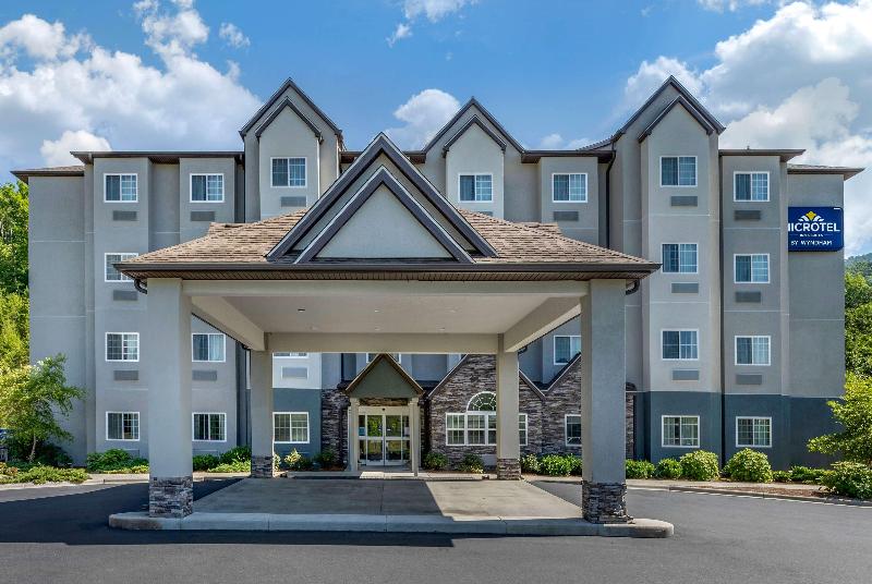 Microtel Inn & Suites By Wyndham Sylva Dillsboro image