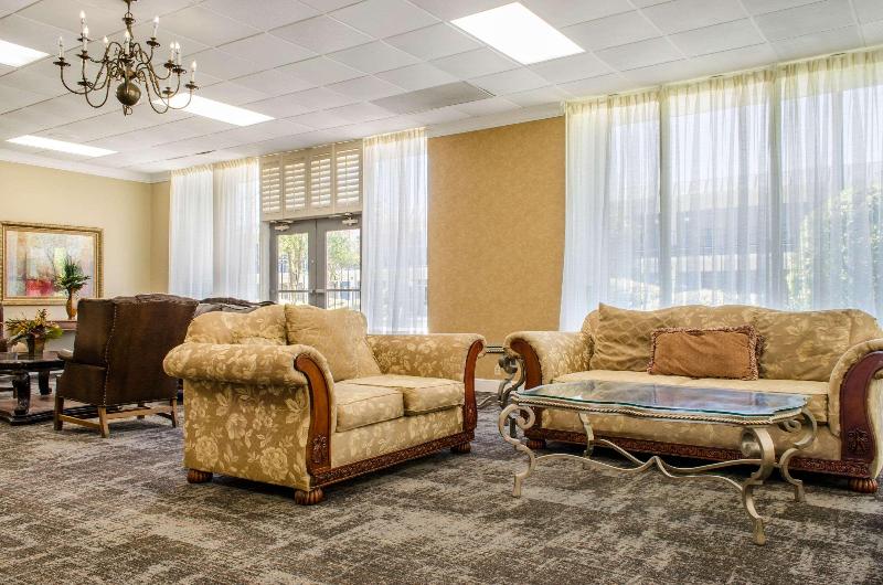 Quality Inn & Suites Laurel area image