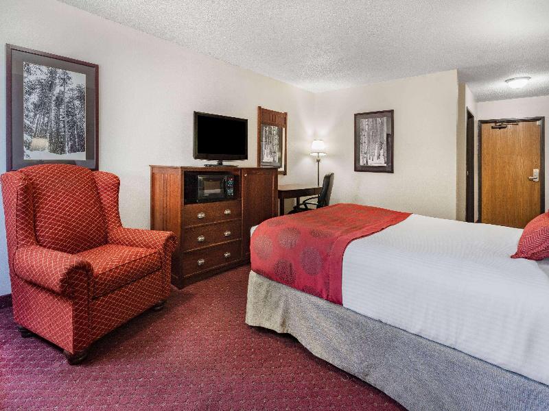 Baymont by Wyndham Bozeman image