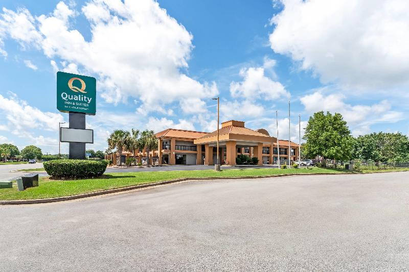 Quality Inn Calhoun North I-75