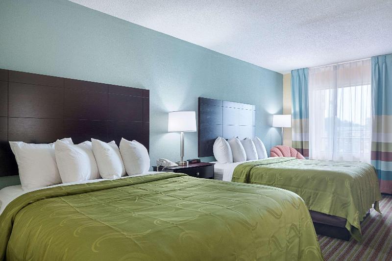 Quality Inn Calhoun North I-75 image