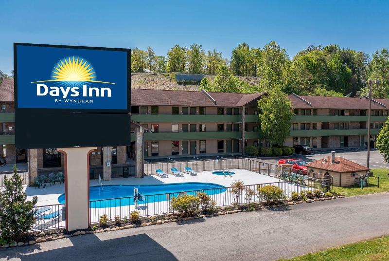 Ramada by Wyndham Pigeon Forge South