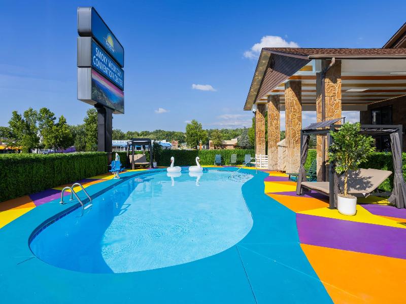 Days Inn by Wyndham Pigeon Forge Parkway