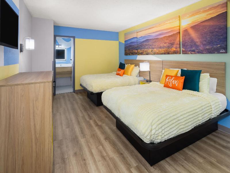 SUITE TWO BEDROOMS — photo 9
