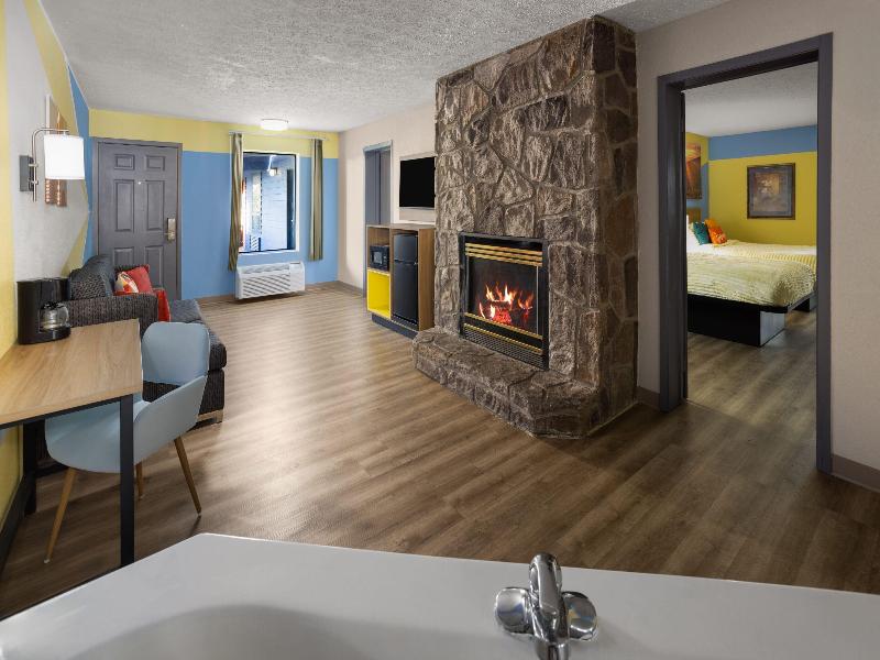 SUITE TWO BEDROOMS — photo 6