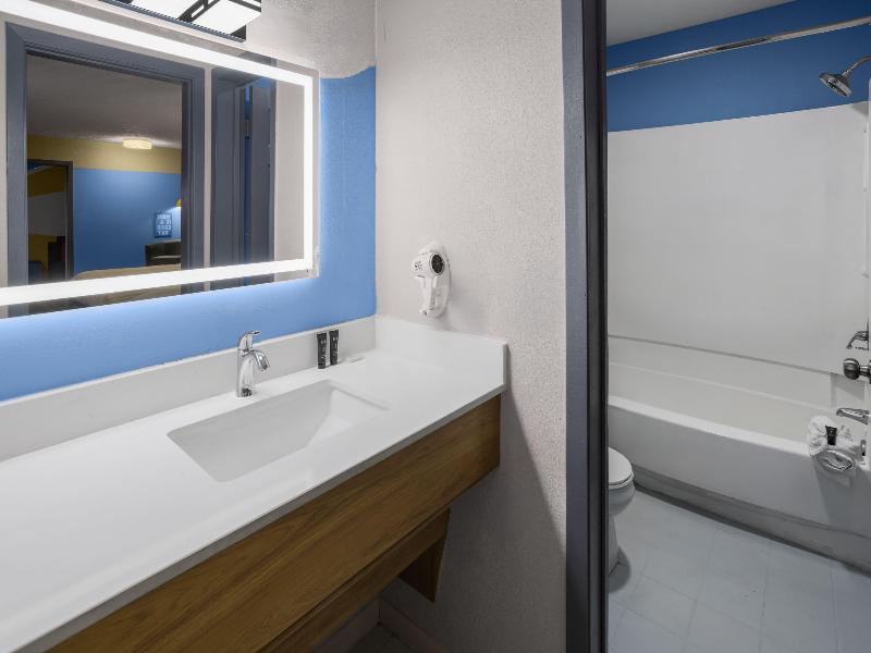 SUITE TWO BEDROOMS — photo 5