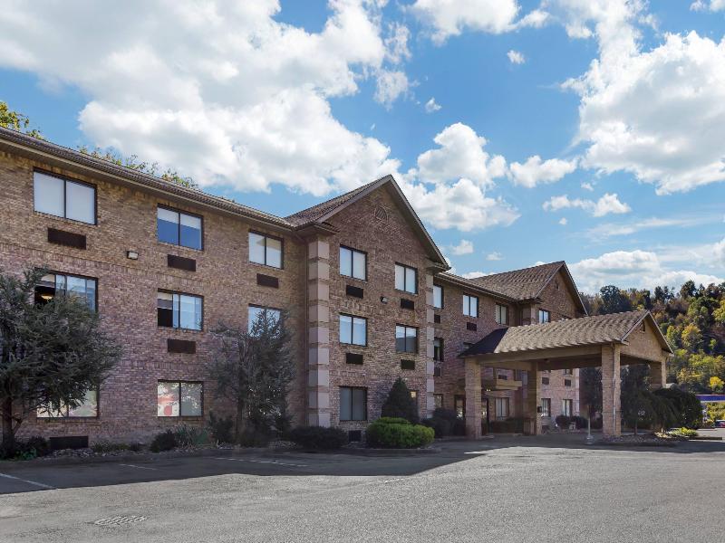 Comfort Inn Huntington Near University Area image