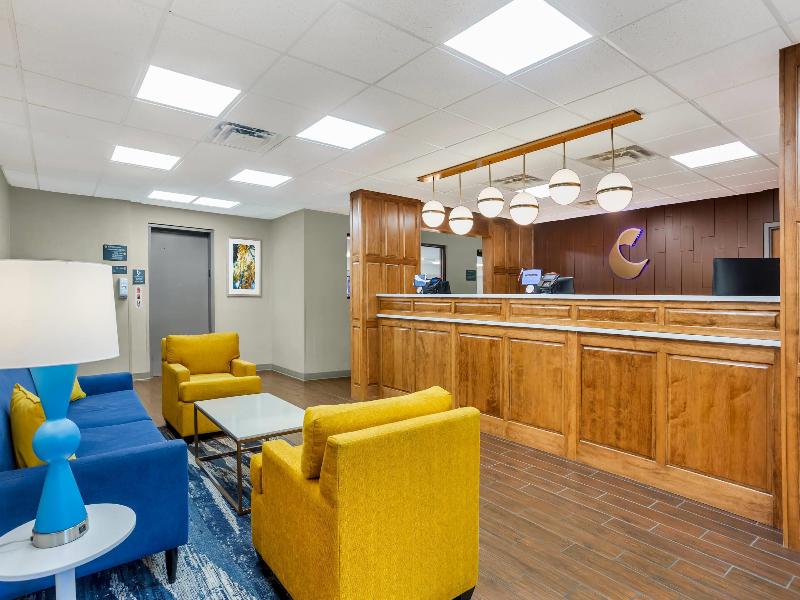 Comfort Inn Huntington Near University Area image