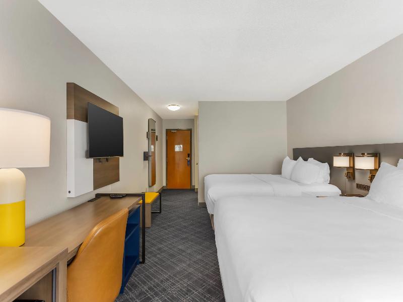 Comfort Inn Huntington Near University Area image