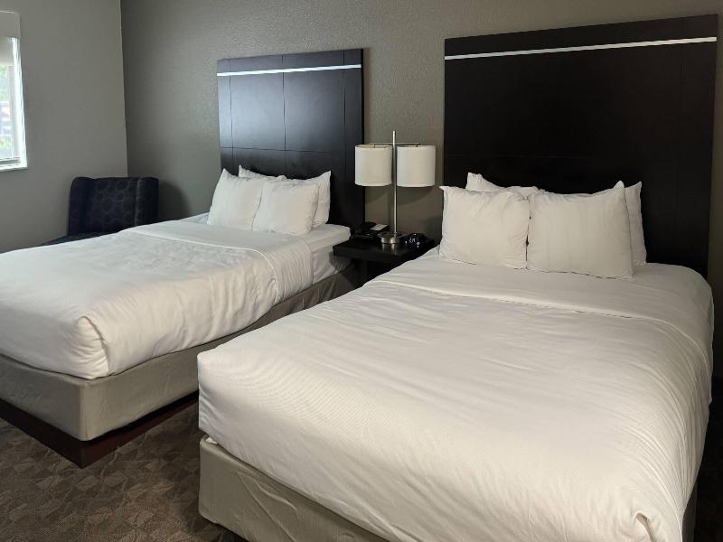 Comfort Inn Huntington Near University Area image