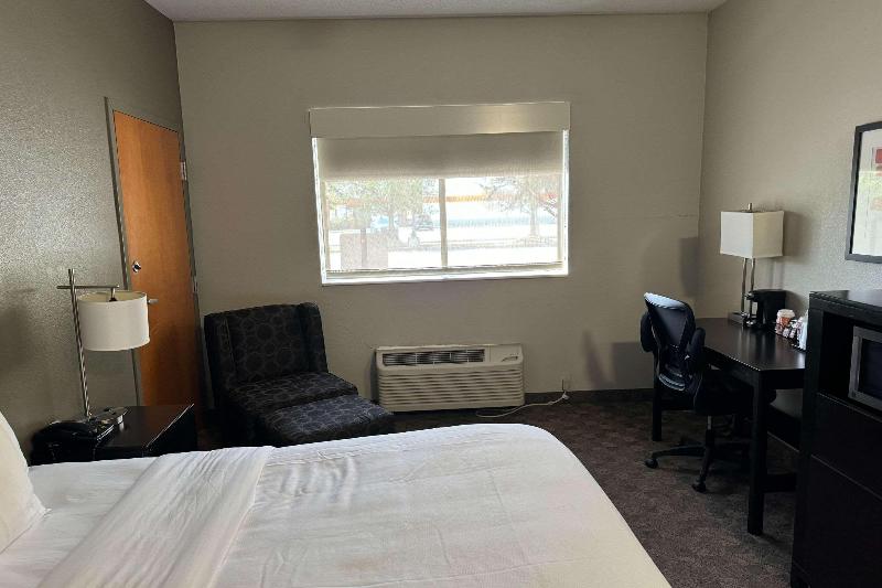 Comfort Inn Huntington Near University Area image