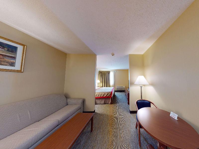 Ramada by Wyndham Strasburg image