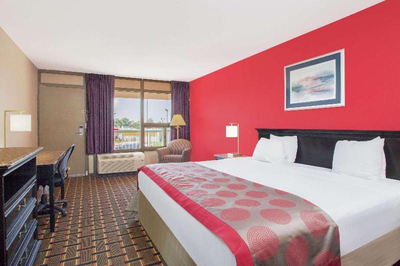 Bed room
