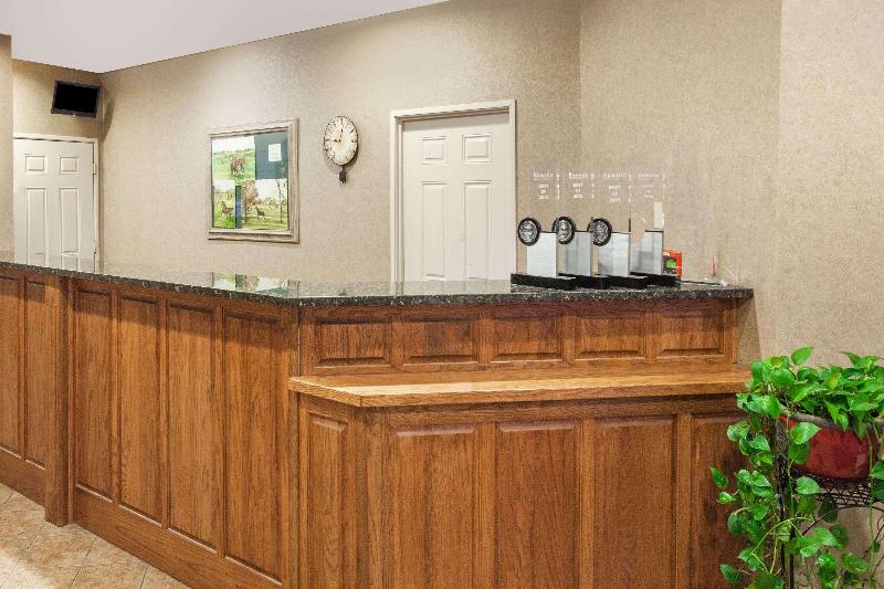 Ramada by Wyndham Shelbyville/Louisville East