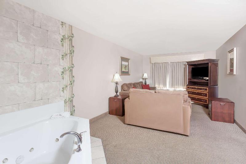 Bed room