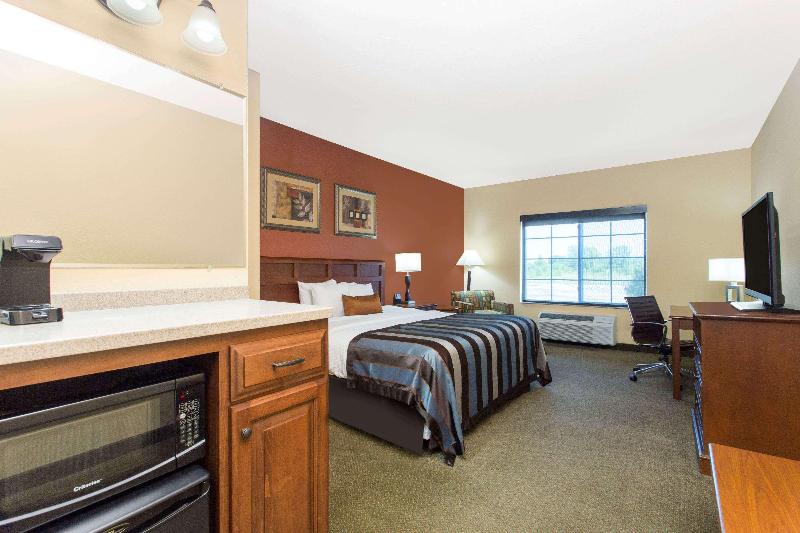 Wyndham Garden Appleton — photo 141
