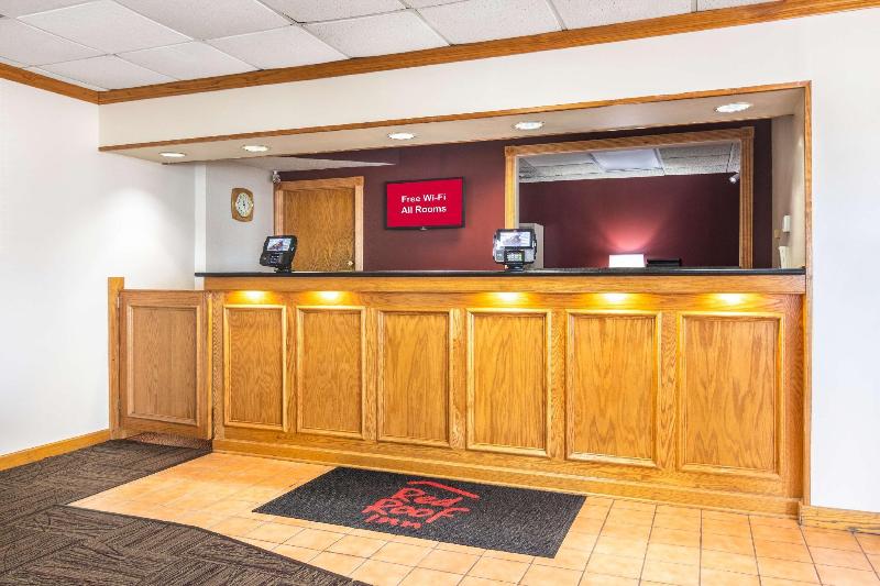 Red Roof Inn Ashtabula - Austinburg image