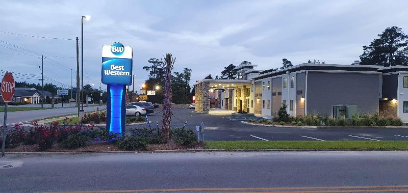 Best Western Brewton Inn image