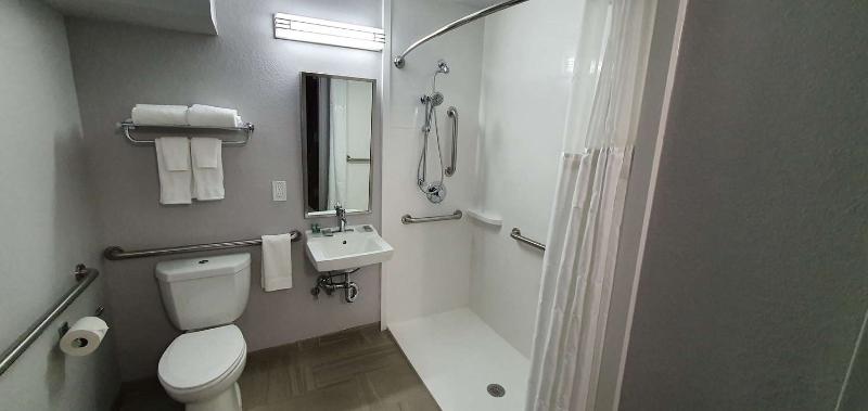 Best Western Brewton Inn image