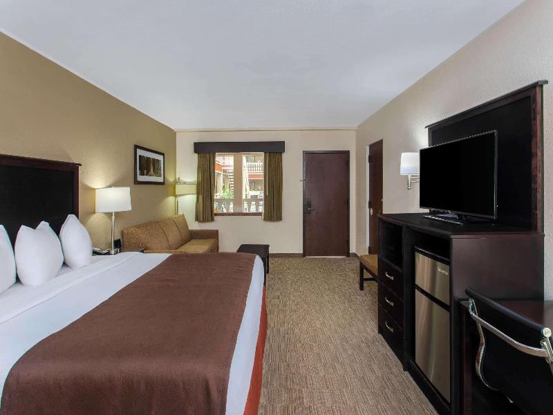 Americinn By Wyndham Janesville image